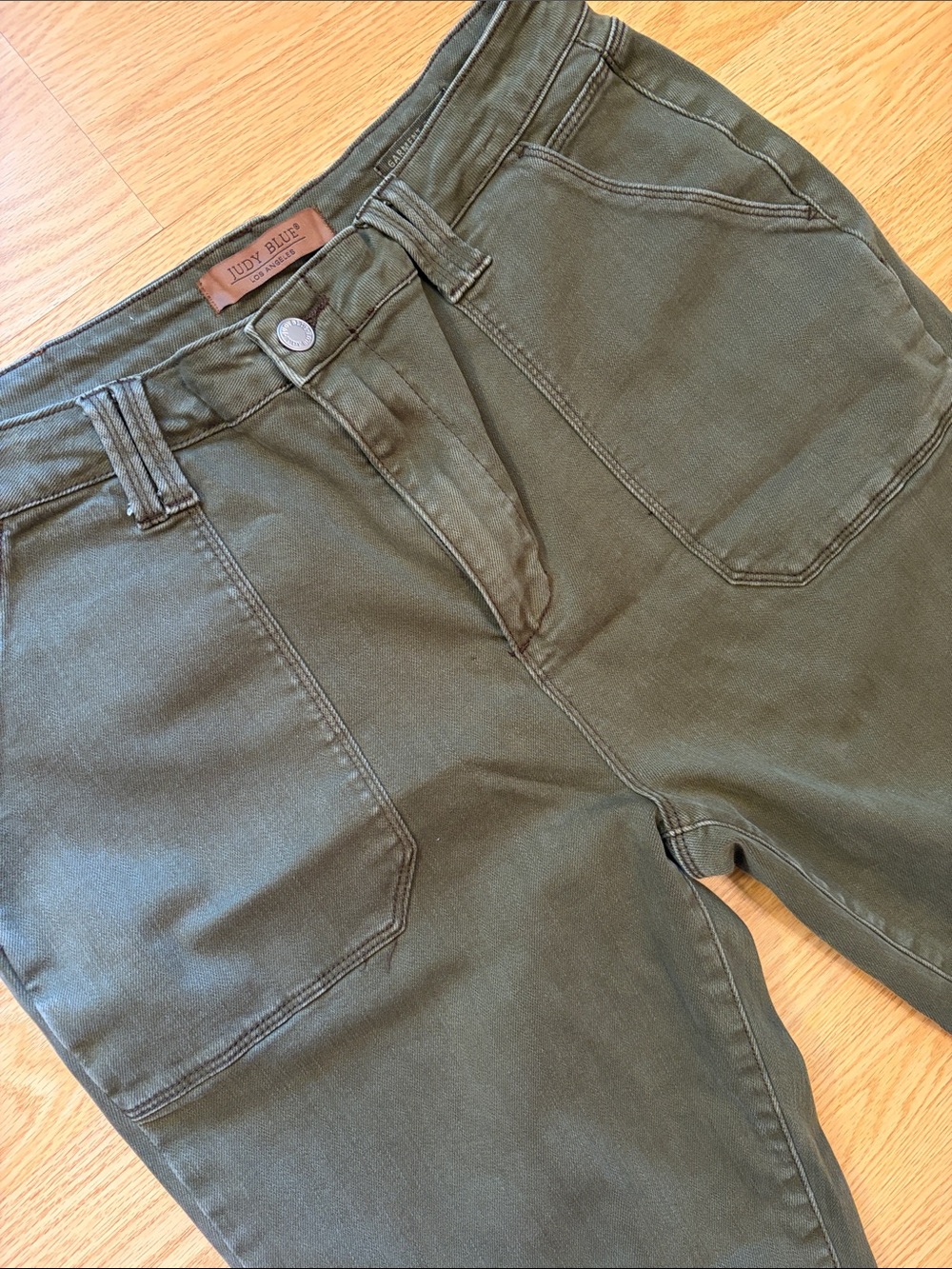 Judy Blue Aurora Weekender Forest/Olive Garment Dyed High Waist Joggers. 15/32